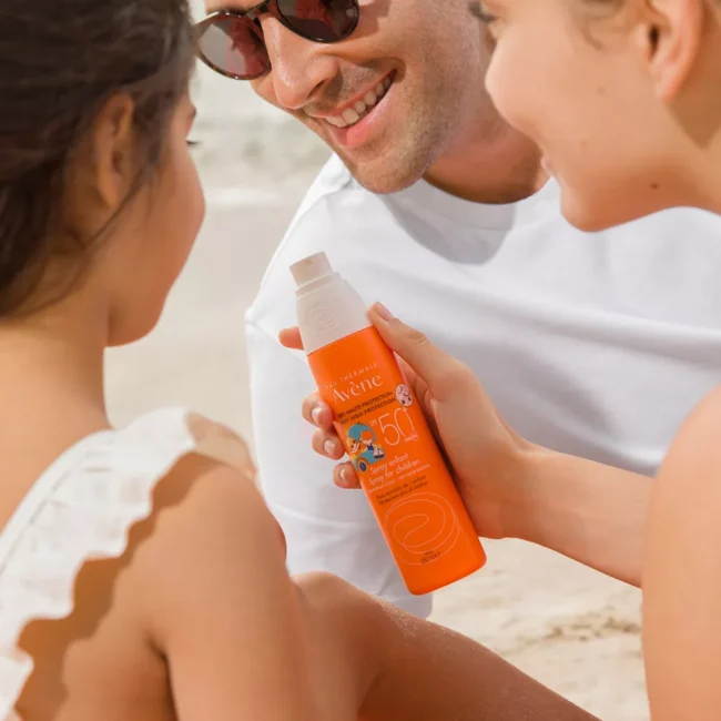 1972_3-AVENE-Protector-Solar-Spray-Ninos-50-X-200-Ml-Linea-estetica-jpg.webp 1972_3-AVENE-Protector-Solar-Spray-Ninos-50-X-200-Ml-Linea-estetica-jpg.webp