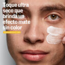 3-1-protector-solar-en-gel-ligero-mate-oil-control-sin-color-uva.jpg