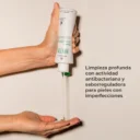 8436574361599_BIRETIX_CLEANSER_GEL_LIMPIADOR_4_a40257bd-e424-4cf5-a5c7-86a08a84c132.webp