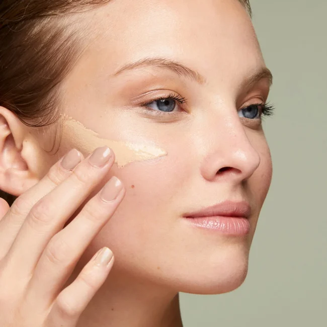 UPGRADEMAKEUP_APL.webp UPGRADEMAKEUP_APL.webp